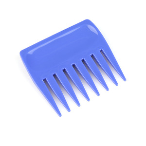 Men's pompadour, slicked-back hairstyle styling tool: <b>wide</b>-tooth <b>comb</b>, large-blade <b>comb</b>, retro textured styling <b>comb</b>. - Product Image 1