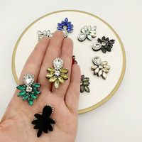 Nouvelles appliques en fer 3D faites à la main avec des fleurs en paillettes, motif abeille, pour la décoration des vêtements
