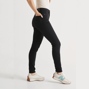 Pantalons en jean décontractés pour femmes, conçus pour la vie quotidienne, offrant un ajustement confortable, une sensation douce et un facile assortiment de tenues - Product Image 3