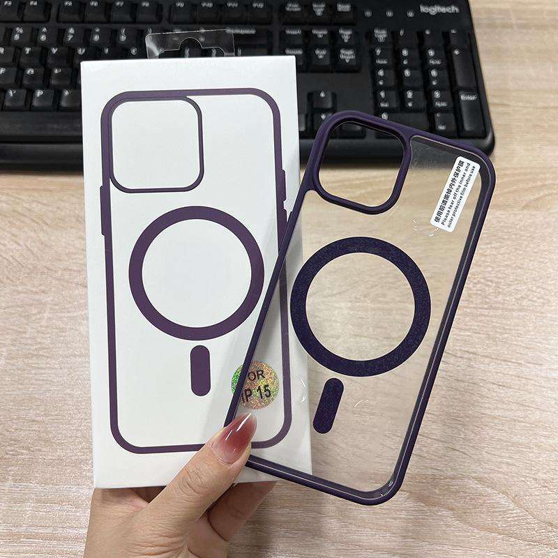 สีม่วงเข้มยามค่ำคืน