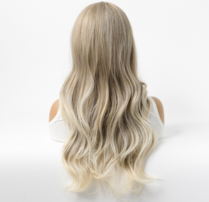 Perruque longue ondulée ombrée pour <span class=keywords><strong>femme</strong></span> avec <span class=keywords><strong>frange</strong></span> et <span class=keywords><strong>coupe</strong></span> dégradée - Product Image 2
