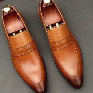 Chaussures habillées en cuir pour hommes, chaussures de loisirs pointues, mocassins souples, chaussures de bureau formelles, chaussures Oxford tendance, chaussures plates décontractées, mocassins d'automne - Product Image 2