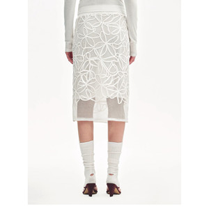 Falda Recta de Acetato con Lentejuelas Bordadas, Modelo "Sueño de Verano" - Product Image 4