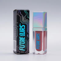 Pegatinas troqueladas con impresión UV personalizada, etiqueta con el logotipo de la empresa para brillo de labios, vinilo adhesivo impermeable, PVC MOQ 100 piezas