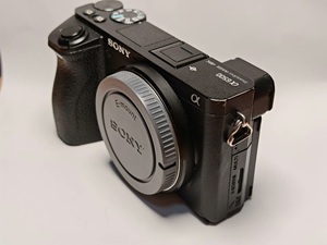 Appareil photo hybride Sony A6500 24,2 Mpx 4K vidéo d'occasion en stock - Product Image 6
