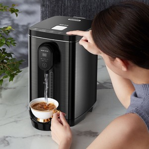 Bouilloire électrique AUX 2,0 L grande capacité, fonction d'ébullition automatique intelligente et maintien au chaud pour usage familial - Product Image 3