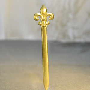 Ouvre-lettre rétro en forme de fleur de lys dorée, coupe-papier manuel en acier inoxydable pour ouvrir les lettres et les cadeaux professionnels - Product Image 4