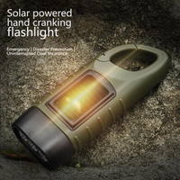 Nouvelle lampe torche tactique LED à manivelle manuelle, mini portable, solaire, rechargeable, IP65, pour l'extérieur, l'alpinisme, avec boucle