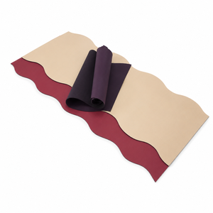 Tapis <span class=keywords><strong>de</strong></span> <span class=keywords><strong>yoga</strong></span> <span class=keywords><strong>en</strong></span> PU à bords ondulés irréguliers, avec grip <span class=keywords><strong>en</strong></span> caoutchouc activé par la transpiration, pour entraînement, vente <span class=keywords><strong>en</strong></span> gros, directement <span class=keywords><strong>de</strong></span> l'usine, emballage personnalisé - Product Image 6