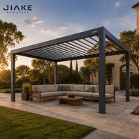 Pergola motorisée en aluminium à lames orientables avec toit bioclimatique réglable et imperméable pour jardin, terrasse et patio