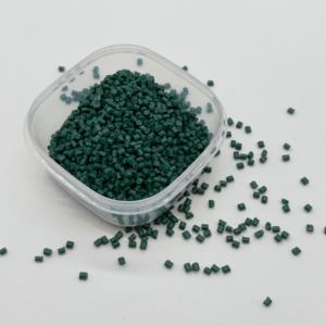 Masterbatch résistant aux produits chimiques pour les conteneurs en PEHD stockant des détergents, des blanchissoirs et des produits chimiques industriels - Product Image 2