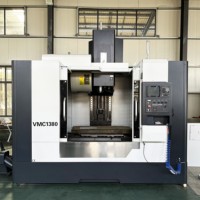 Centre d'usinage vertical CNC VMC1370, broche Okada, haute rigidité, vente directe du fabricant.