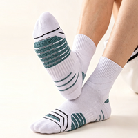 Chaussettes de course pour hommes avec logo personnalisé, coussinées, en nylon/coton tricoté, absorbant la transpiration, antidérapantes, avec semelle épaisse en tissu éponge, respirantes
