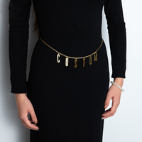 Chaîne de taille tendance en métal pour femme, bijou de corps à la mode pour robes, chaîne de corps avec lettres pour femme