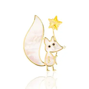 High Quality Metal Crafts Animal Fox Style Lovely Charming Gold Plated Lapel Pins