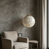 Luminaire suspendu en pierre LED de haute qualité, design haut de gamme, petit globe en albâtre fait main, finition dorée, décoration pour restaurant et bar
