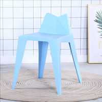 Chaises d'enfants empilables colorées en résine PP plastique pour mariages modernes, banquets d'hôtel, événements d'anniversaire, location de fêtes
