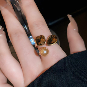 MTR21365 Bague ouverte goutte d'eau carrée or clair plaqué perle de luxe élégante vintage chat bague en cuivre - Product Image 3