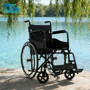 Silla de Ruedas <span class=keywords><strong>Manual</strong></span> Plegable para Uso en Clínicas y Residencias de Ancianos, con Ancho de Asiento de 45 cm, Ruedas Delanteras Antideslizantes y Neumáticos Sólidos - Product Image 1