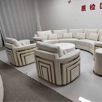 Canapé modulaire en tissu texturé de luxe personnalisable, design modulaire, revêtement durable et neutre, soutien confortable, canapé-lit pour hôtel