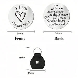 Pendentif « Câlin de Poche » pour relations à <span class=keywords><strong>distance</strong></span>, souvenir en acier inoxydable double face, <span class=keywords><strong>cadeau</strong></span> inspirant avec porte-clés en cuir PU - Product Image 2