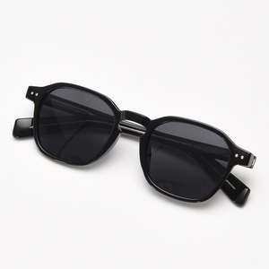 Montures optiques <span class=keywords><strong>de</strong></span> luxe dorées, <span class=keywords><strong>lunettes</strong></span> anti-lumière bleue, style punk, monture en métal, <span class=keywords><strong>lunettes</strong></span> <span class=keywords><strong>de</strong></span> créateur pour hommes et femmes - Product Image 6