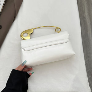 Sac à main décontracté pour femme - Motif bonbon tendance - En cuir artificiel - Fermeture éclair - Conception bandoulière - Durable et portable - Product Image 4