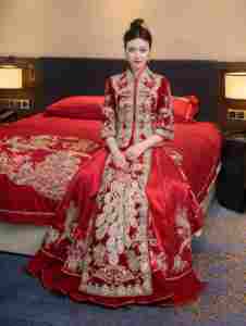 नई विवाहित हाफू महिलाओं की शैली के फोनिक्स पैटर्न की सजावट चीनी शादी की पोशाक दुल्हन Xiuhe पोशाक - Product Image 1