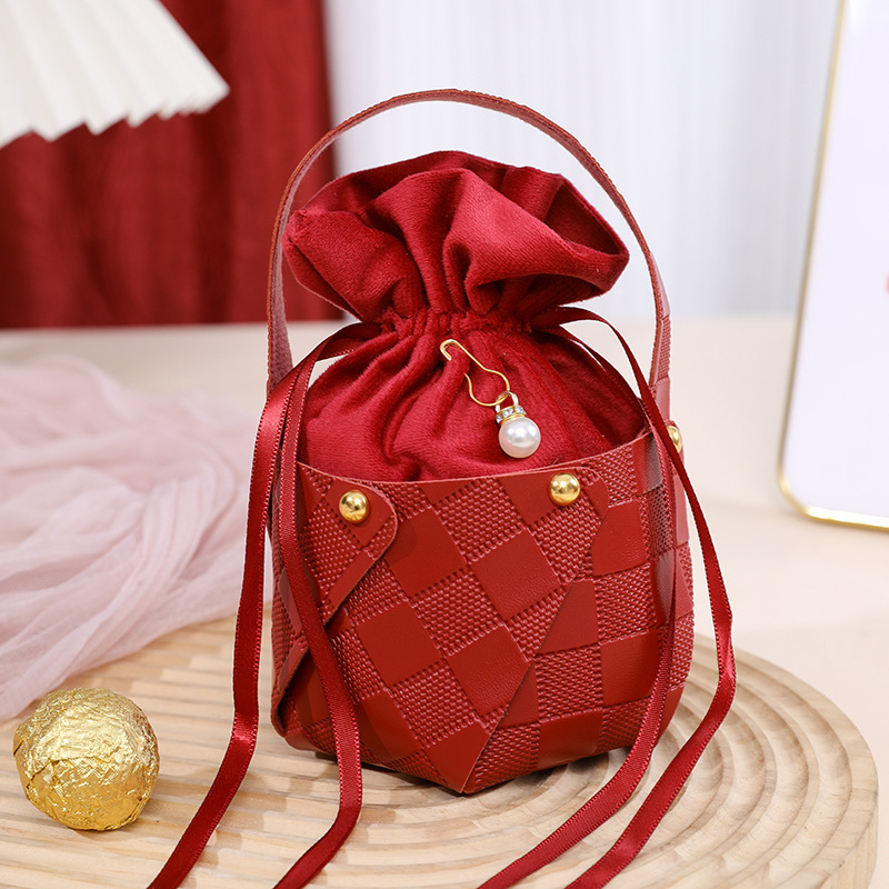 Wine red cloth bag pearl
