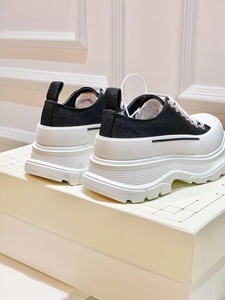 Simple design solid-color casual shoes with thick sole, anti-slip laces, walking shoes with an academic style <b>canvas</b> material - Product Image 3