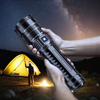 Lampe torche tactique super lumineuse de 10 000 lumens, portée de 1 000 m, puissante, rechargeable, zoomable, lanterne LED avec lumière arrière