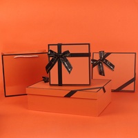 Accesorios de Maquillaje y Ropa, Materiales Reciclados, Laminación Mate, Moda Personalizable, Cinta Rosa, Logotipo Dorado Rosa, Caja de Regalo Plegable