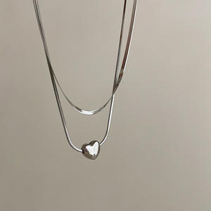 Ins Niche Design Sense Minimalista Suave Cadena de clavícula en forma de corazón Accesorios de lujo Collar - Product Image 6