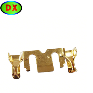 Tomada de Energia Retrátil Inteligente Pneumática com 3 Saídas IP44, 2 USB e 1 Porta Tipo-C, Plugue Americano para Uso na Cozinha - Product Image 2