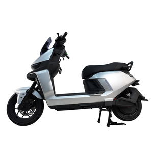 Moto longue portée 1500W à succès en usine avec batterie 72V50AH et vitesse maximale de 65-75 km/h - Product Image 2