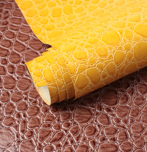 Pelle Artificiale in PVC Goffrata Impermeabile, Antimuffa e Resistente all'Abrasione <span class=keywords><strong>per</strong></span> Scarpe, Borse, Rivestimenti Divani, Tappezzeria e Sedili Auto - Product Image 3