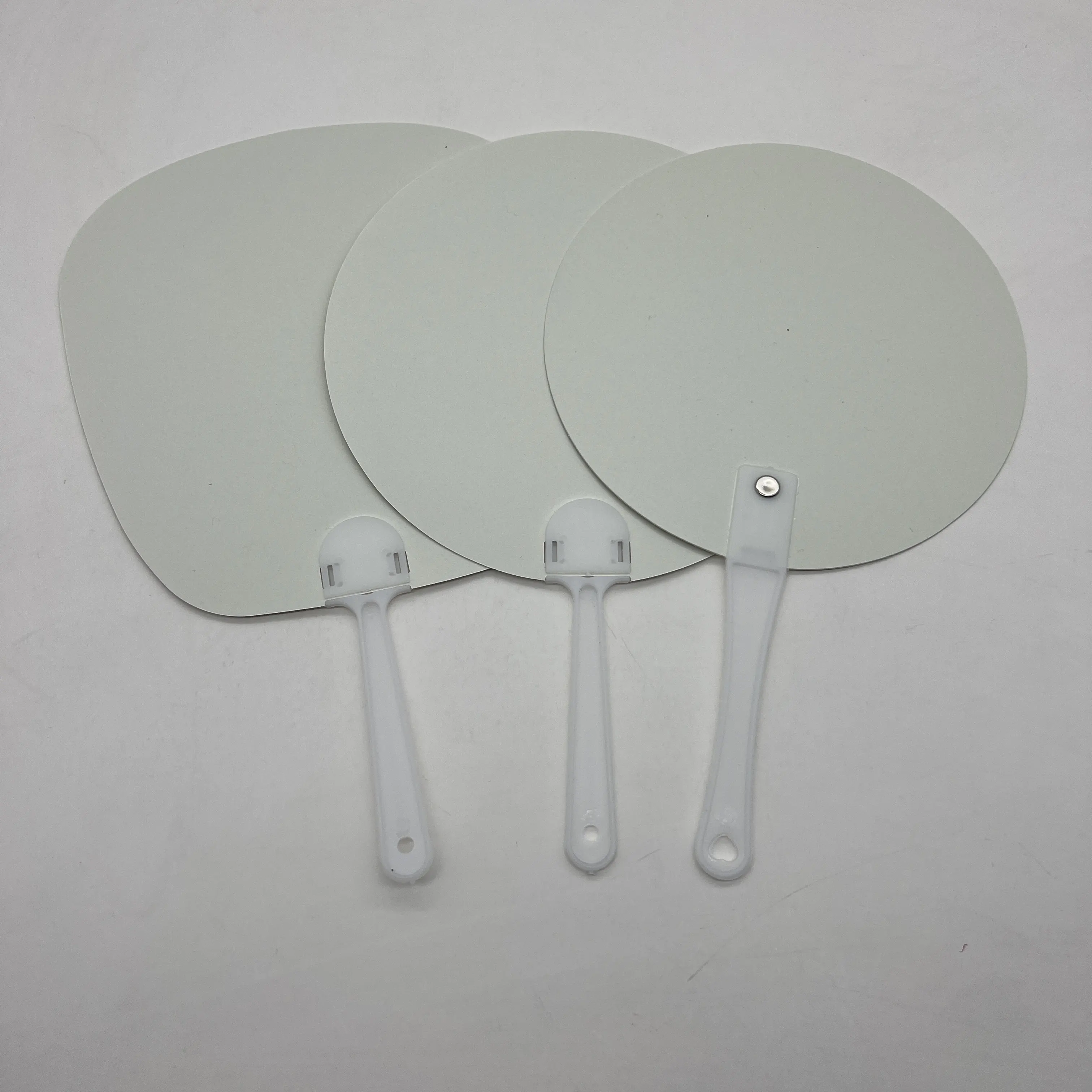 Üretici yeni stil özelleştirilmiş baskı düz renk taşınabilir plastik el fanlar