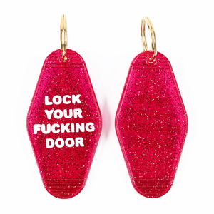 Ddp <span class=keywords><strong>Custom</strong></span> Motel Sleutelhangers Aangepaste Sleutelhanger Metaal Zinklegering Email Logo Letter Hotelkamer Uv Gedrukt Motel Sleutelhangers Blanco - Product Image 3