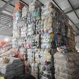 Vêtements d'<span class=keywords><strong>occasion</strong></span> de qualité supérieure, meilleur fournisseur, vente en gros à bas prix, lots de vêtements de marque usagés, polos pour hommes - Product Image 1