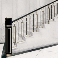 Balustres rectangulaires en fer forgé |   Rampe d'escalier moderne, garde-corps de balcon, clôture de sécurité extérieure pour villa