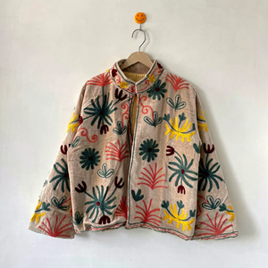 Veste courte en velours beige vintage pour femme, brodée à la main avec des motifs floraux, style kimono, col mandarin, blazer chaud pour l'hiver - Product Image 1