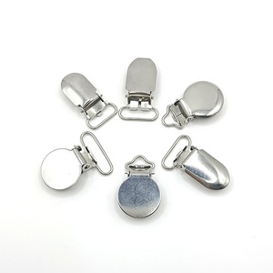 Clips de Suspensión de Acero Inoxidable de Alta Calidad Personalizados para Tirantes de Pantalones, Clips de Chupete de Acero Inoxidable Resistentes al Óxido - Product Image 3