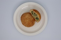 Croquettes végétales croustillantes dorées Veself avec garniture crémeuse aux légumes, collation végétalienne riche en protéines, surgelée pour les régimes et les fêtes