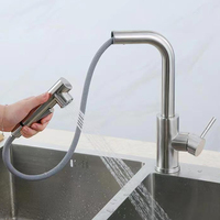 Robinet de cuisine monocommande au design moderne en acier inoxydable pour évier