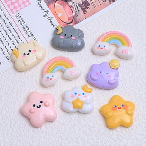 Breloques populaires en résine en forme de nuage souriant mignon avec perles, breloques en résine pour coques de téléphone, breloques en résine en gros, breloques de dessin animé en résine arc-en-ciel pour la décoration - Product Image 2