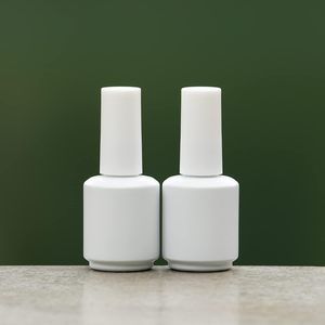 Flacon de 7 ml blanc pour vernis à ongles en gel, avec couvercle à vis, revêtement UV cosmétique, tube souple oblate pour colle - Product Image 6