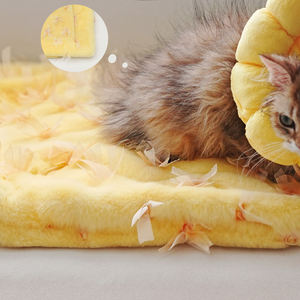 Cachorro gato mascota pequeña respetuoso con el medio ambiente tejido moderno dibujos animados polar hogar lavable cuatro estaciones cálido perro gato cama amarilla Manta - Product Image 5