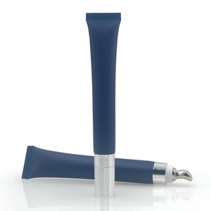 Tubes d'emballage en plastique de luxe en gros 10ML 15ML pour brillant à lèvres et crème contour des yeux, avec applicateur de massage métallique personnalisé pour cosmétiques - Product Image 4