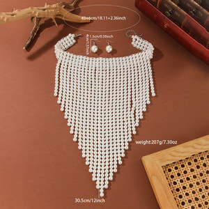 Nueva borla moda clásico collar de perlas de imitación diseño multicapa efecto cascada joyería de capas largas de gama alta - Product Image 2