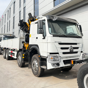 重型新型中国重汽豪沃8X4 10吨液压臂式起重车 - Product Image 1